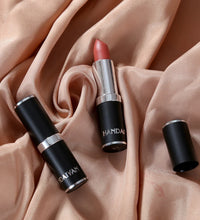 HANDIYAN 12-Color Matte Lipstick Set – Waterproof & Long-Lasting