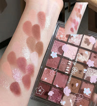 DIKALU Evening Cherry Dance Eyeshadow Palette – 20 Colors