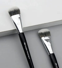 Professional 47 Broom Head Foundation Brush – Face Base Makeup Tool
