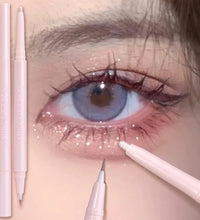 Double-Ended Lying Silkworm Highlighter & Contour Eye Brightener Stick