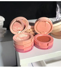 Tri-Color Matte Eyeshadow – Multi-Layered Eye Makeup