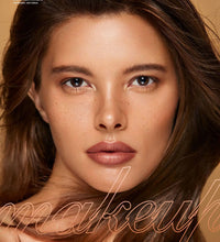 8-Color Matte Pressed Powder – Full Coverage, Oil Control Foundation